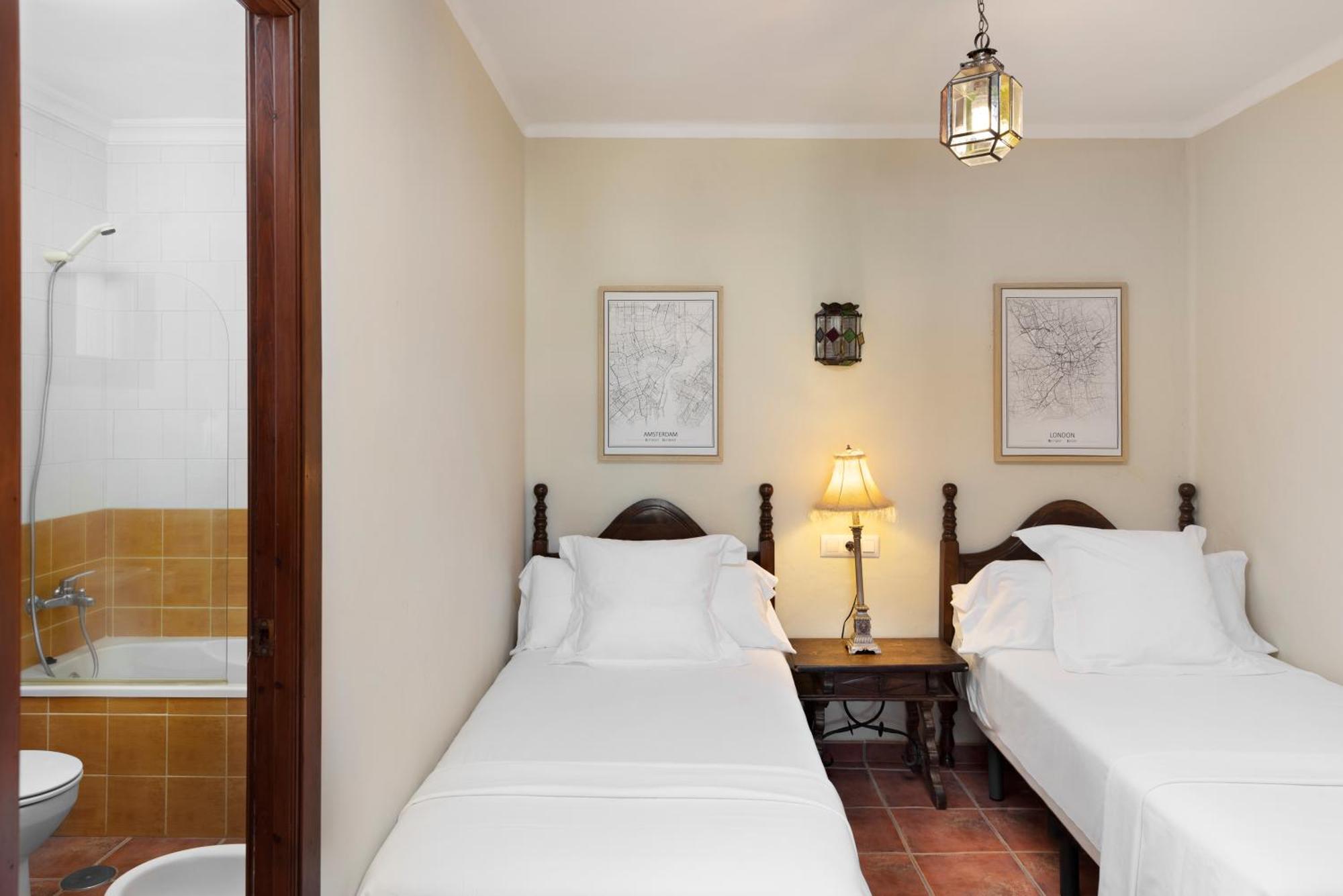 Suites Cortijo Fontanilla Conil De La Frontera Exterior photo