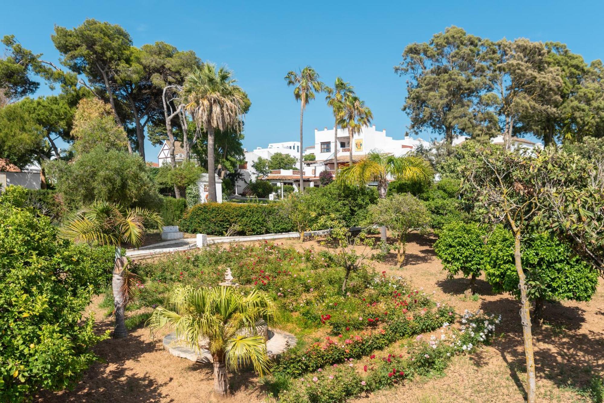 Suites Cortijo Fontanilla Conil De La Frontera Exterior photo